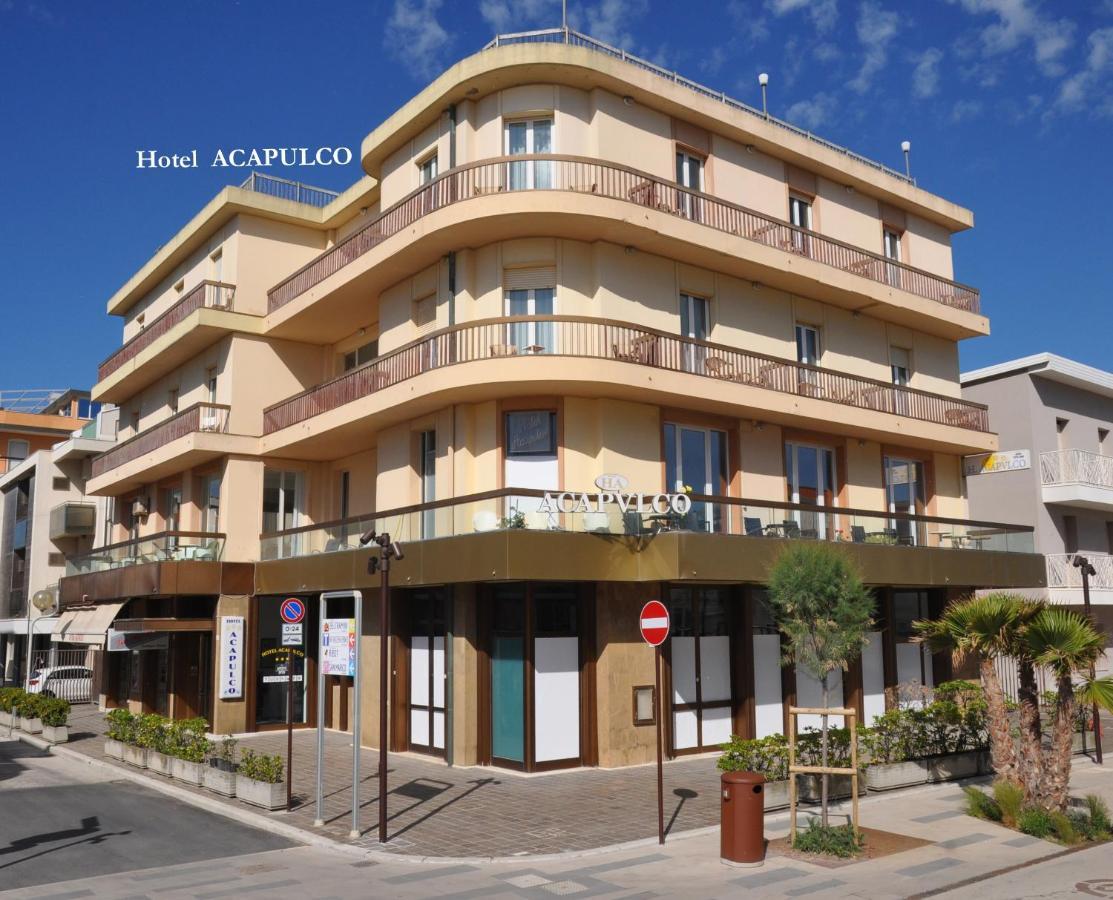 Hotel Acapulco Rimini Bagian luar foto