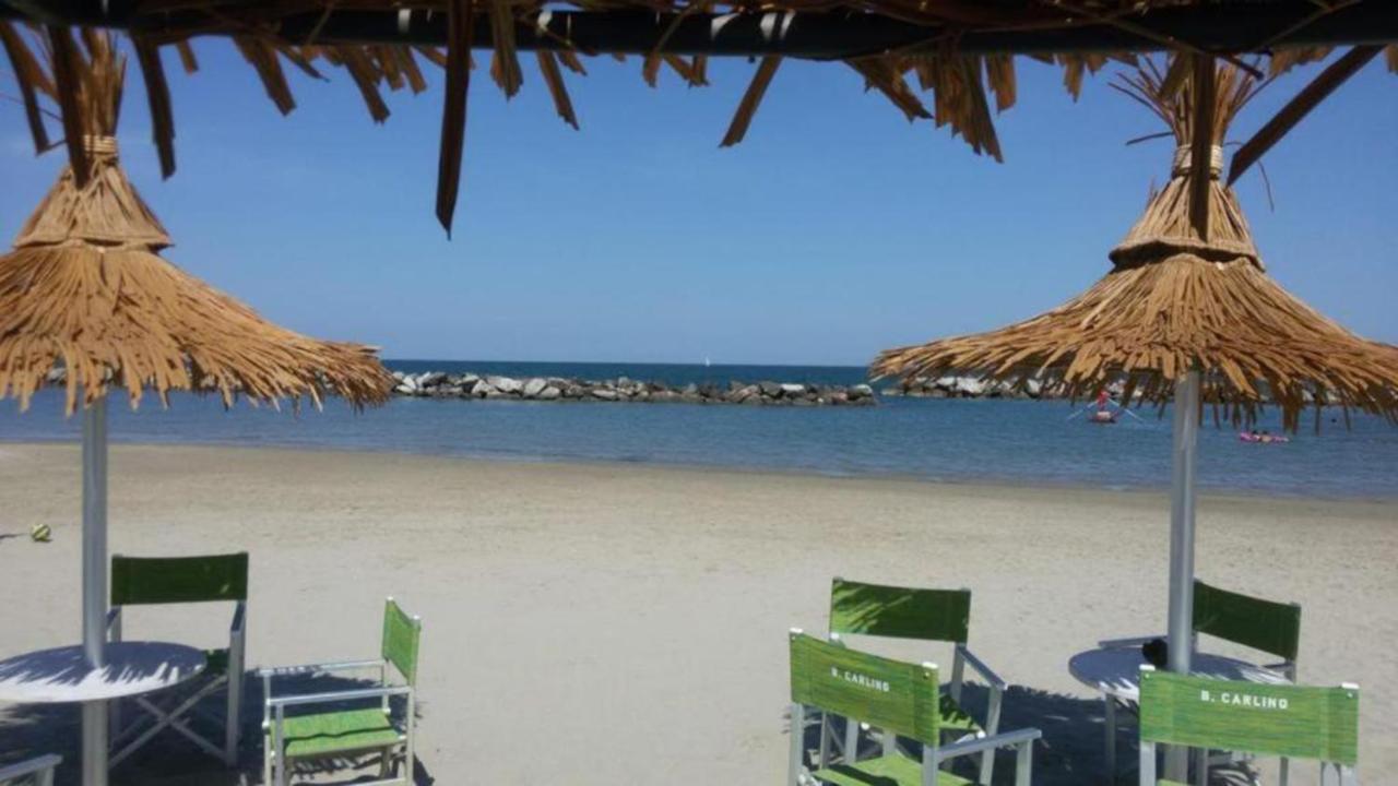 Hotel Acapulco Rimini Bagian luar foto