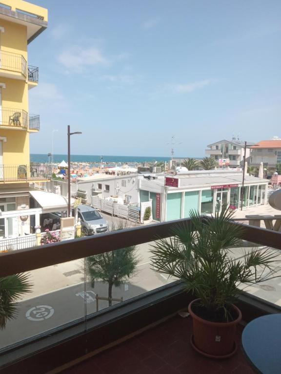Hotel Acapulco Rimini Bagian luar foto